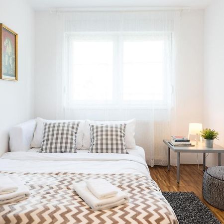 Spacious 2Bdr Apartment - Free Parking Zagreb Exterior foto